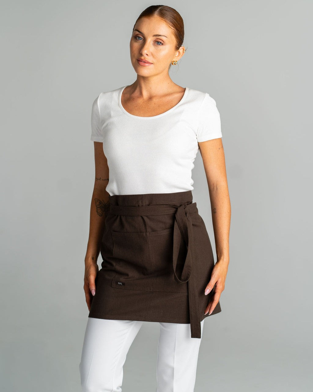 mia linen apron chocolate brown