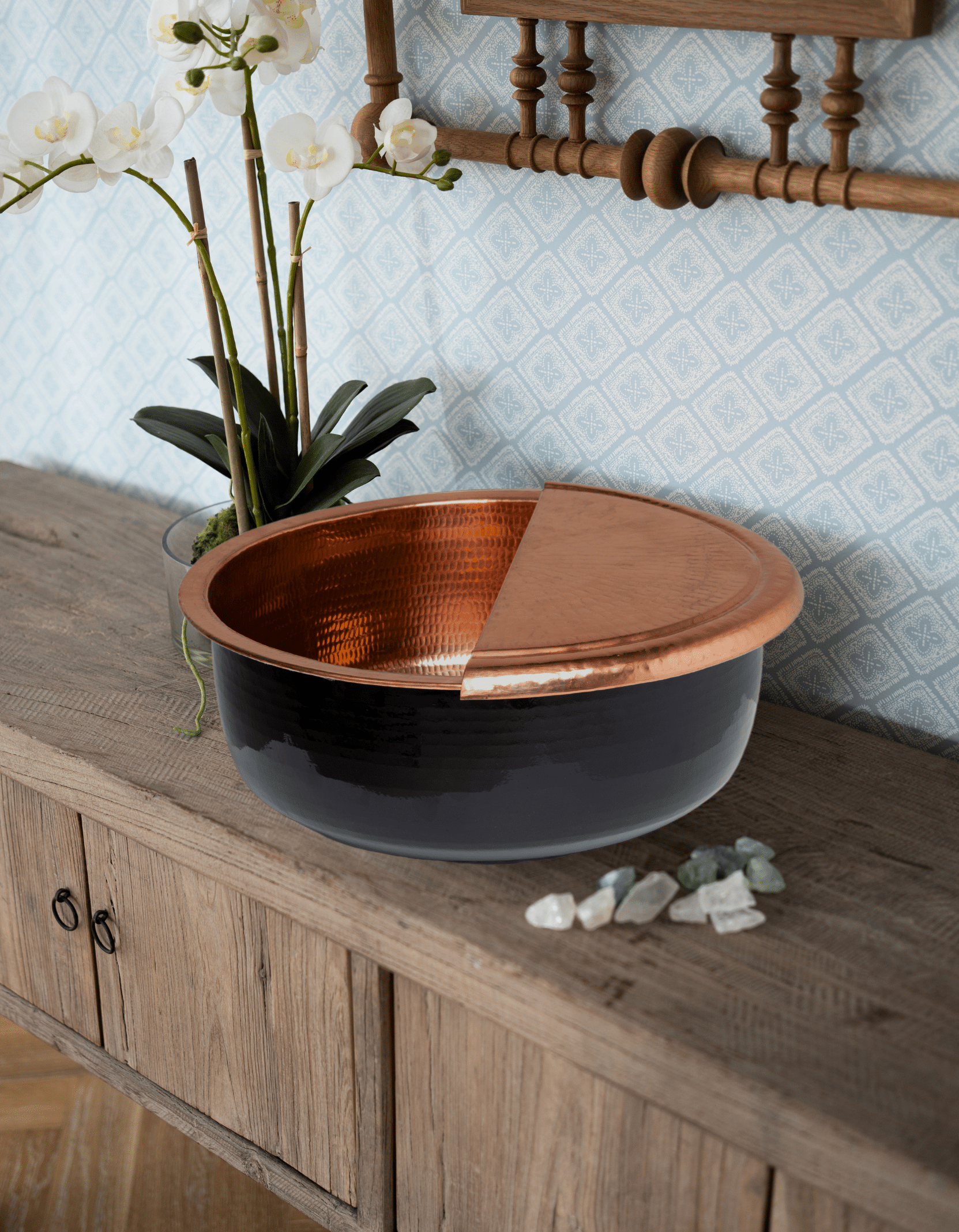 pedicure bowl with footrest