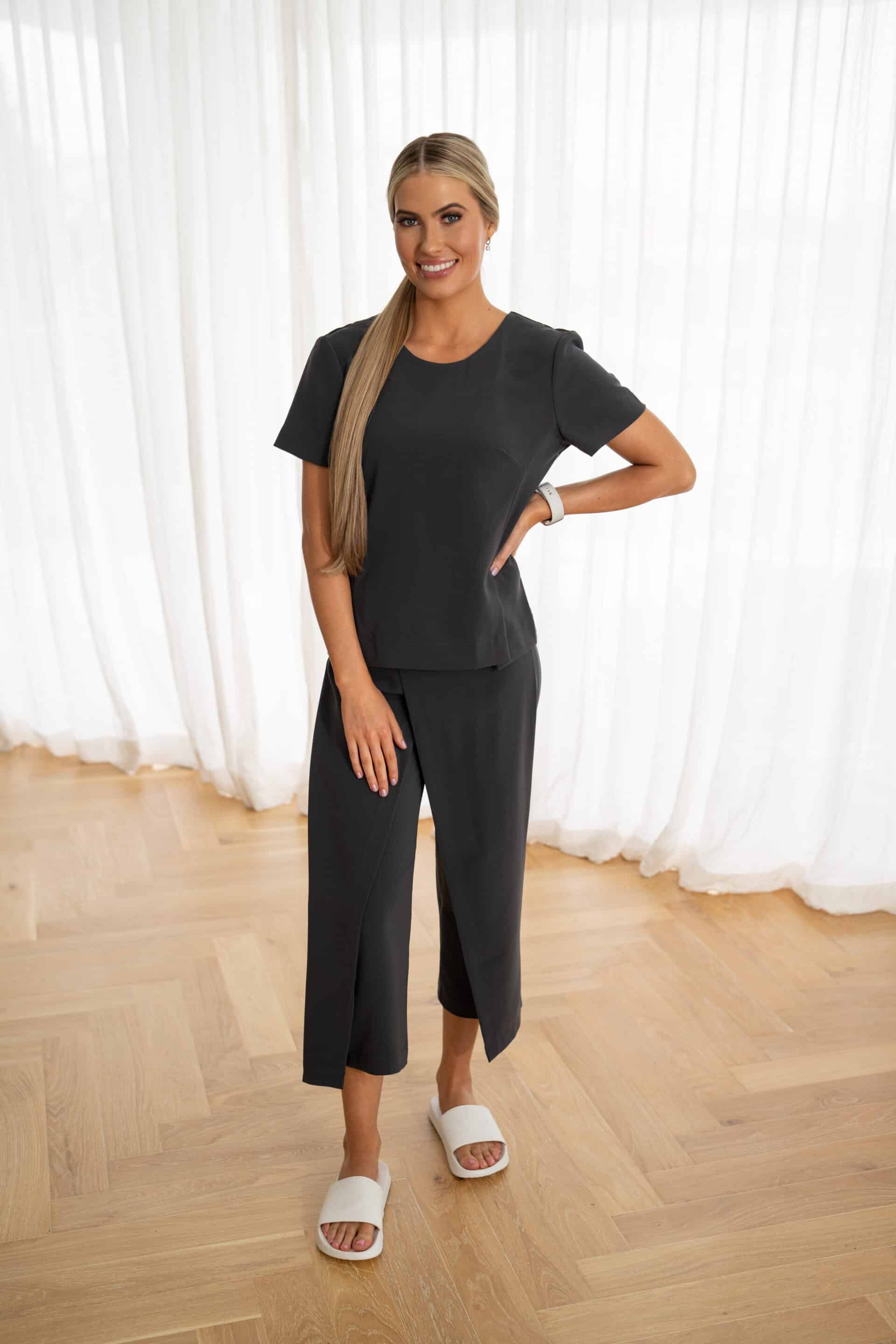 Spa Uniform 09