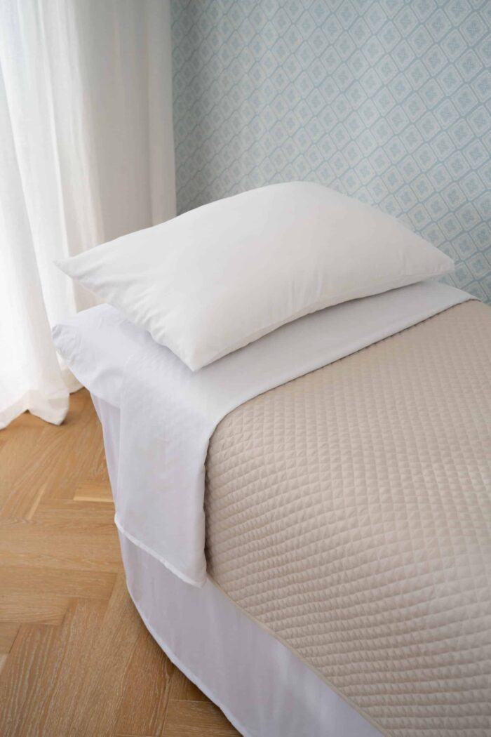 bed coverlet